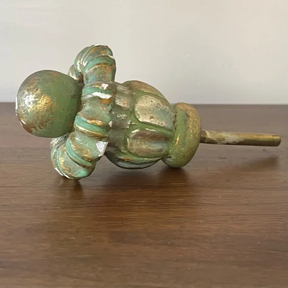 Set of 4 Vintage Plaster Curtain Tiebacks or Finials - Picture 8 of 11